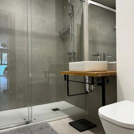 Comfortwork Near Barcelona Apartment